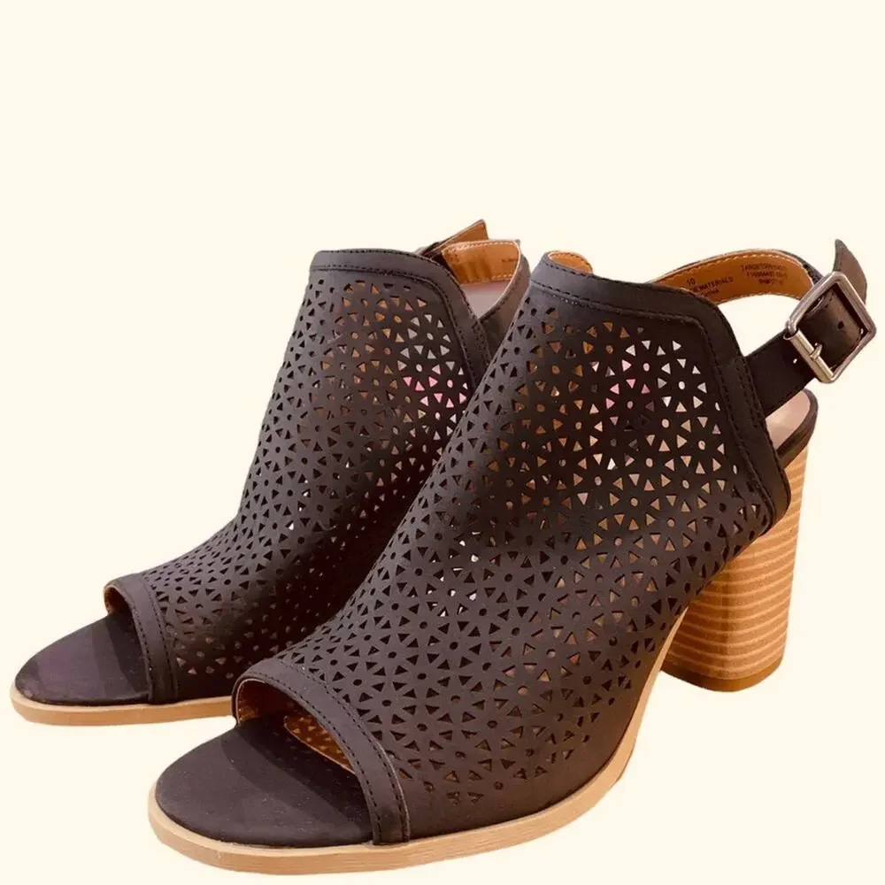 Universal‎ threads bootie shoes heels perforated uppers black size 10 - Picture 2 of 6